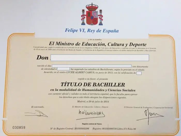 FALSIFICAR TITULO DE BACHILLER ESO